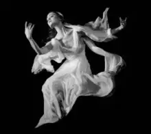 Photograph of Erica in ballet pose